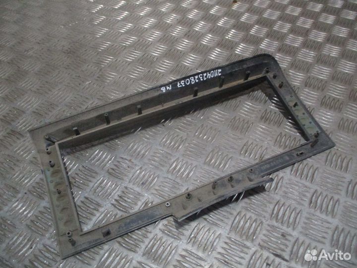 Накладка панели приборов Mercedes-Benz A9736801639