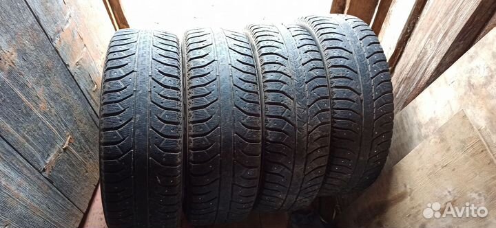 Bridgestone Ice Cruiser 7000 185/65 R15