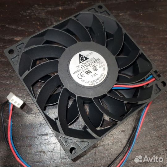 Вентилятор Delta FFB0912SH