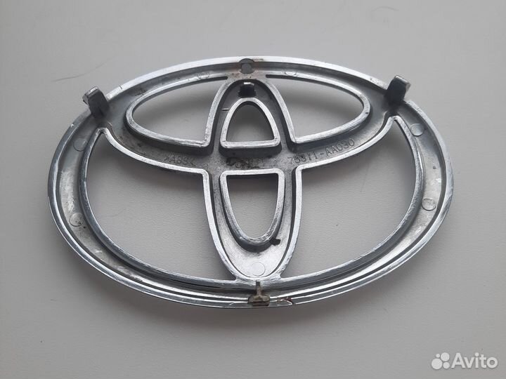 Эмблема toyota