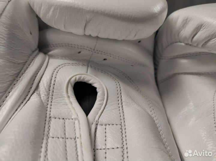 Боксерские перчатки leaders