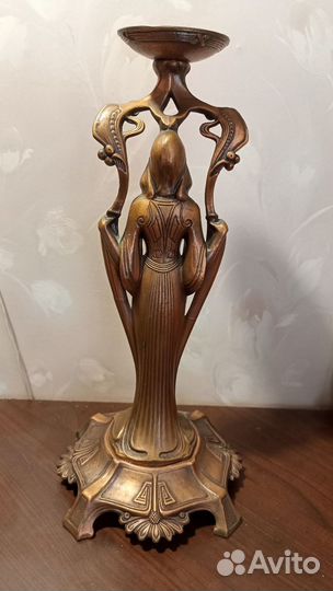 Подсвечник-фигурка из меди