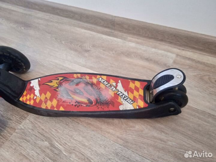 Самокат детский трехколесный rush action