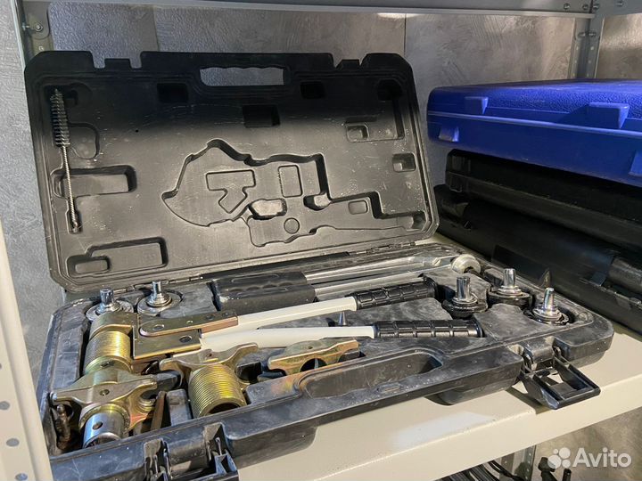 Аренда монтажного инструмента для труб Rehau