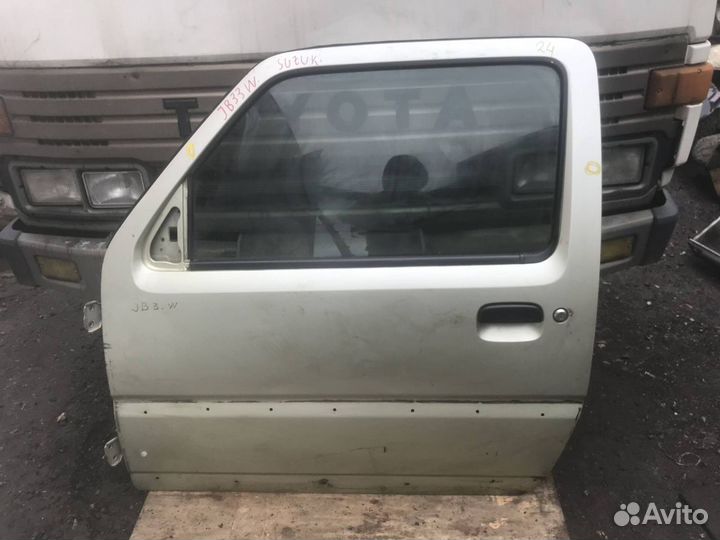 Дверь Suzuki Jimny JB33