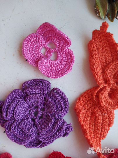 Вязаные розы