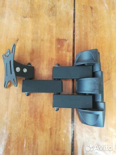 Кронштейн для телевизора на стену