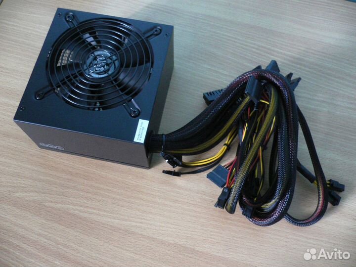 Блоки питания 450W разные