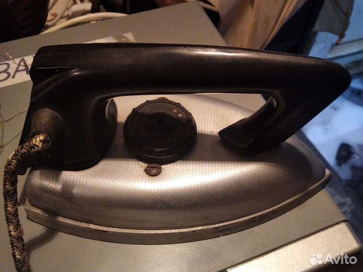 Утюг времён СССР. Рабочий