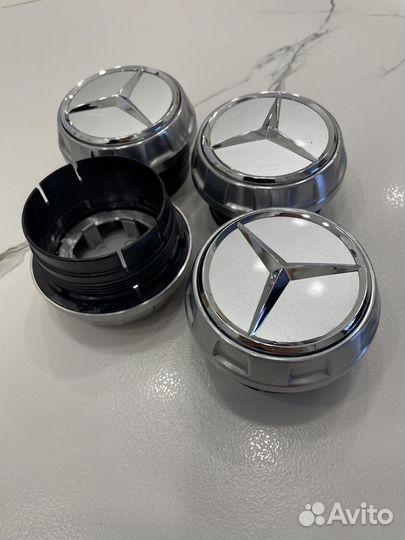 Колпак закручивающийся оригинал Mercedes AMG c251