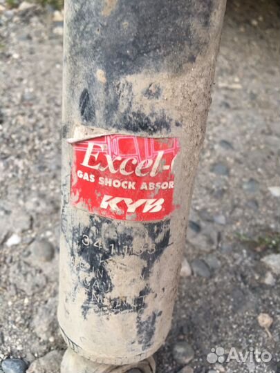 Стойки на Audi 100 С4