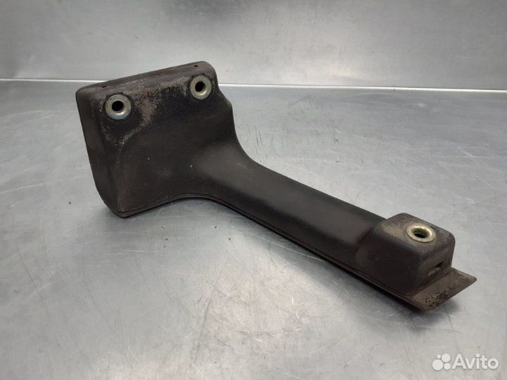 Ручка двери передней внутренняя левая