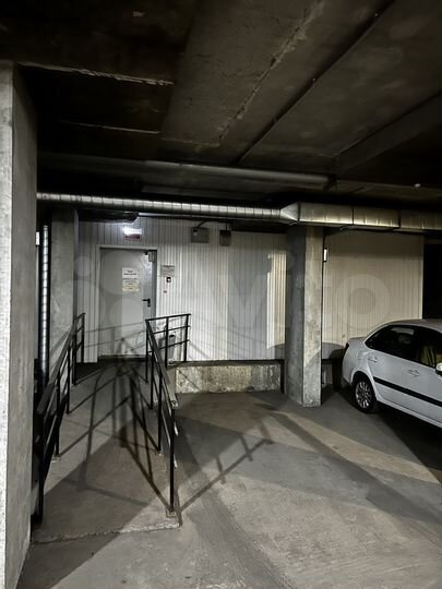 Машиноместо, 14 м²