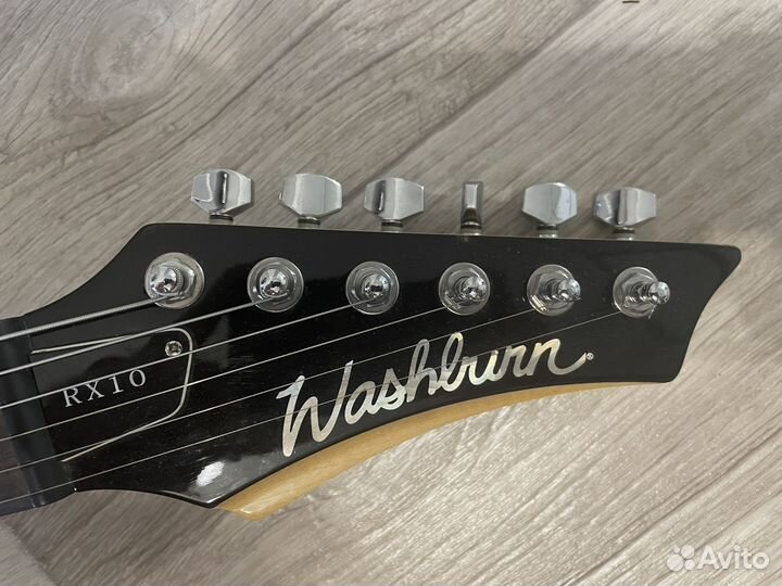 Электрогитара