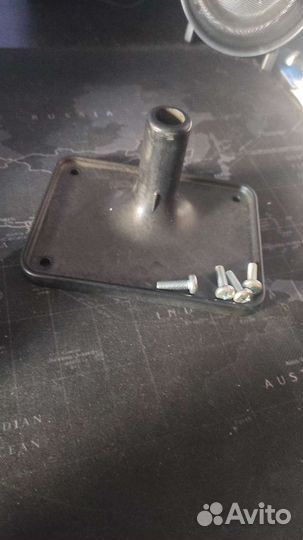 Сэмплер Alesis Samplepad Pro с клемпом