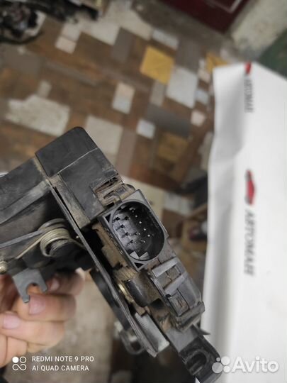 Замок двери задней левой BMW X5 E53 2000-2007