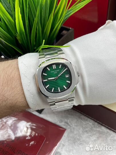 Часы Patek Philippe Nautilus механика мужские