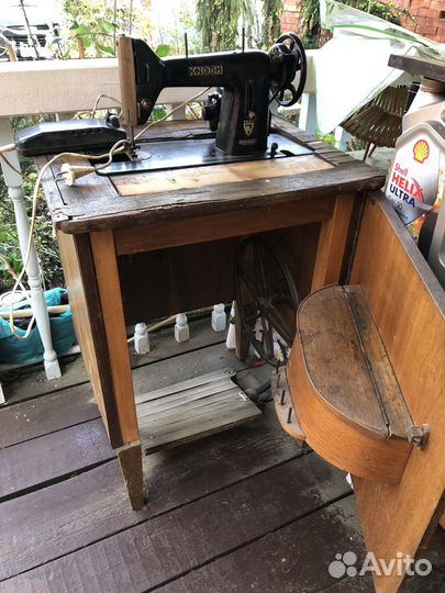 Швейная машина Knoch