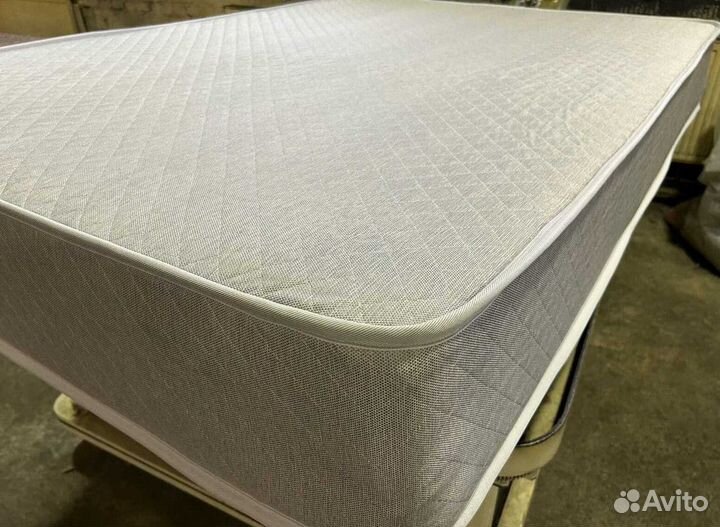 Матрас 140х200 новый