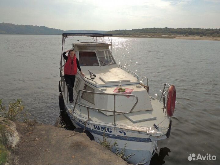 Алюминиевый водоизмещающий катер