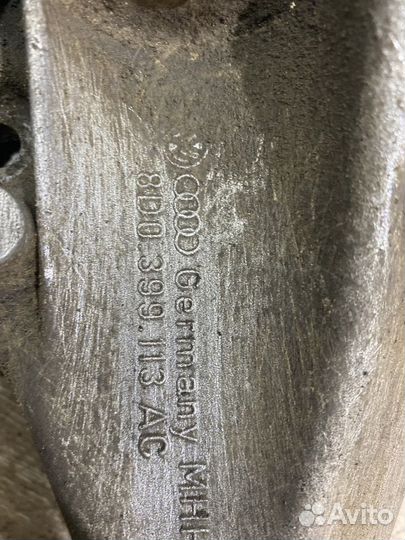 Кронштейн кпп Audi A6