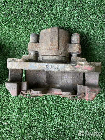 Суппорта передние escape maverick tribute