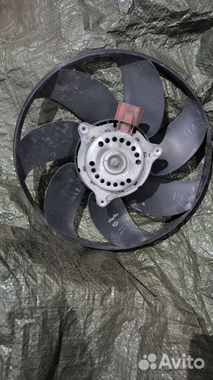 Вентилятор с крышкой Ford Fiesta с 2008 г
