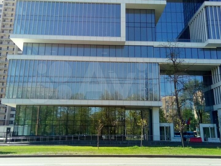 Сдам торговое помещение, 250 м²