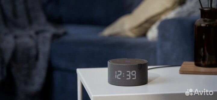 Умная колонка Яндекс Станция Мини с часами