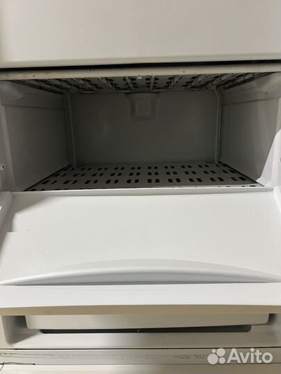 Морозильная камера Indesit 4 секции