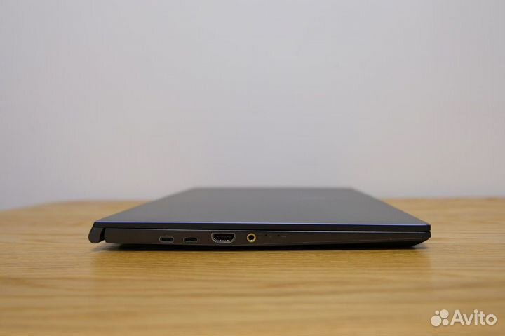 Ультрабук MSI Prestige 15 A10SC