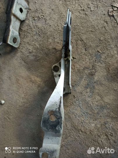 Петли капота kia rio 3