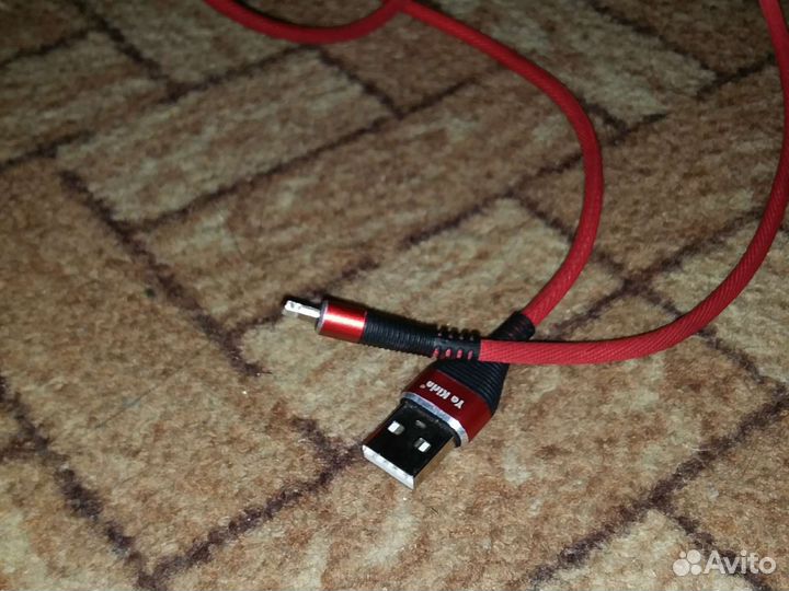 Шнур на iPhone 1 метр плюс минус.Оригинал