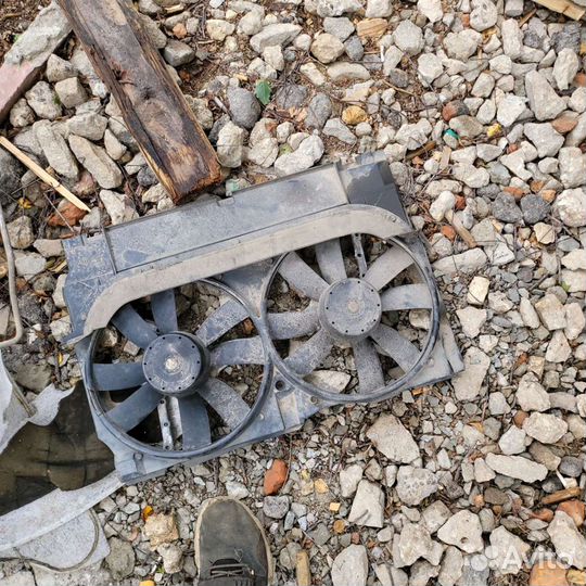 Вентилятор охлаждения радиатора на пежо 206