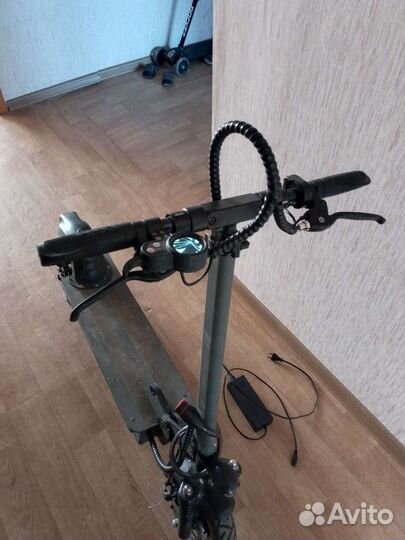 Самокат взрослый электрический бу