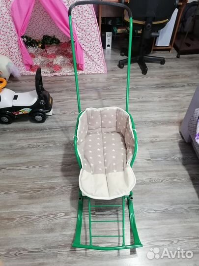 Санки на колесах с матрасом