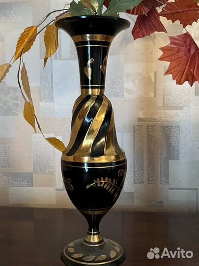 Ваза метеллическая