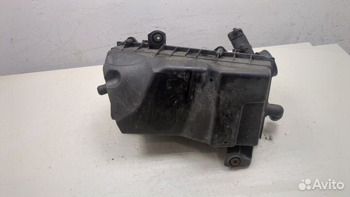 Корпус воздушного фильтра Skoda Octavia Tour, 2004