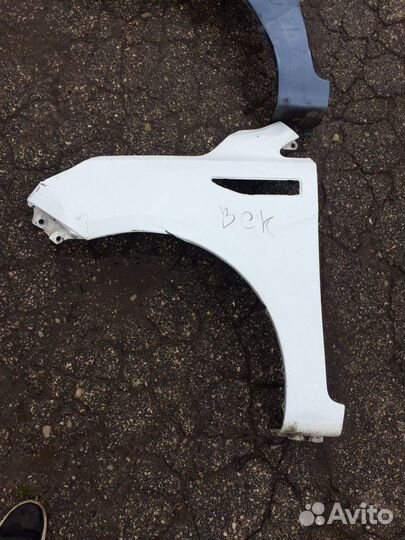 Крыло переднее левое Kia rio 3