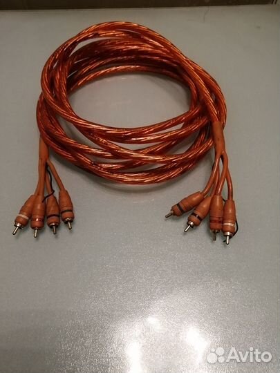 Кабель на усилитель