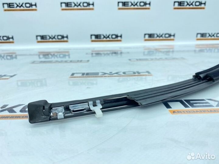 Бархотка двери задняя левая Lexus Rx450H GYL25 3.5