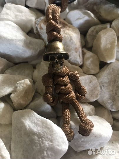 Темляк для ножа