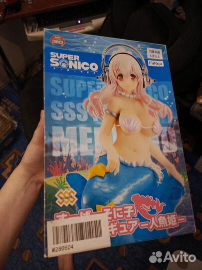 Аниме фигурка