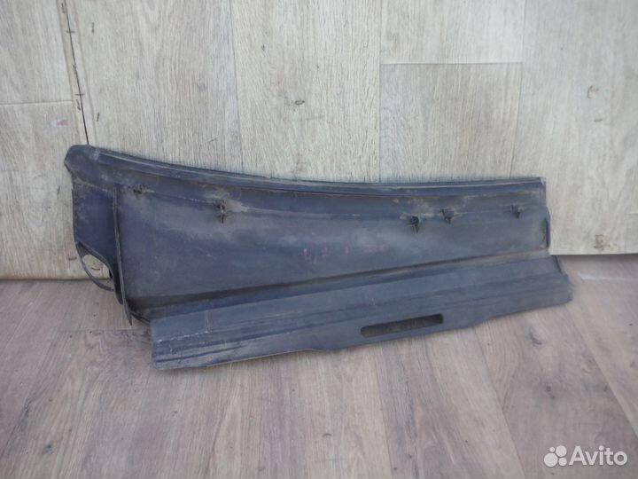 Жабо накладка ветрового стекла правая peugeot 406