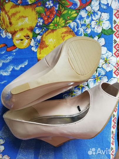 Туфли новые 39 размер
