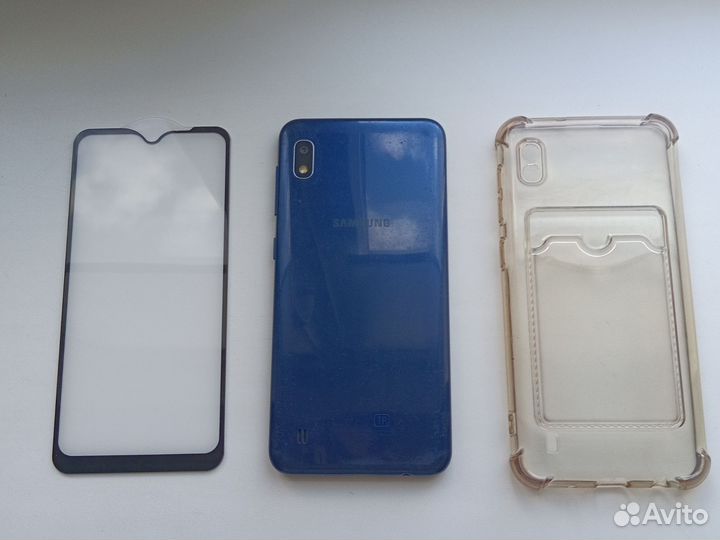 Samsung Galaxy A10, 4/32 ГБ