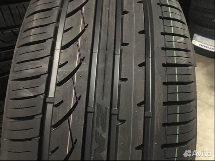 Rydanz Roadster R02 255/35 R19 96W