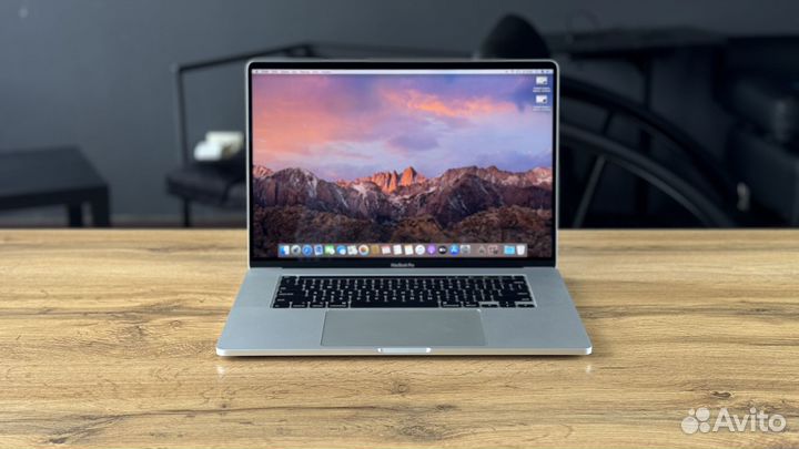 MacBook Pro 16 2021 16 512 (19 циклов )