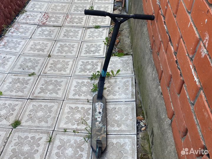 Трюковой самокат