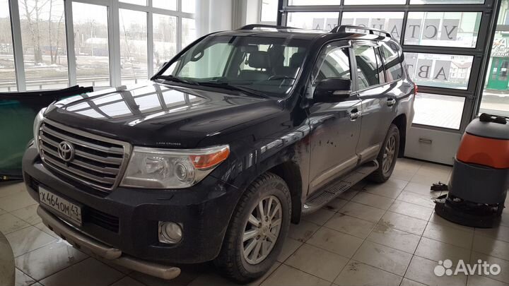 Стекло Toyota Land Cruiser J200 / Lexus LX 570